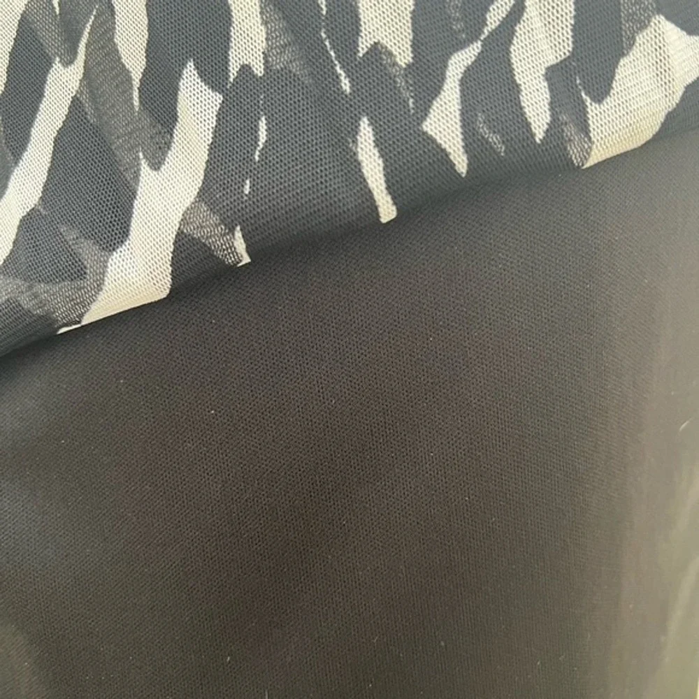 Know One Cares Zebra Print Pleated Midi Skirt Black & White Animal Print Size M‎